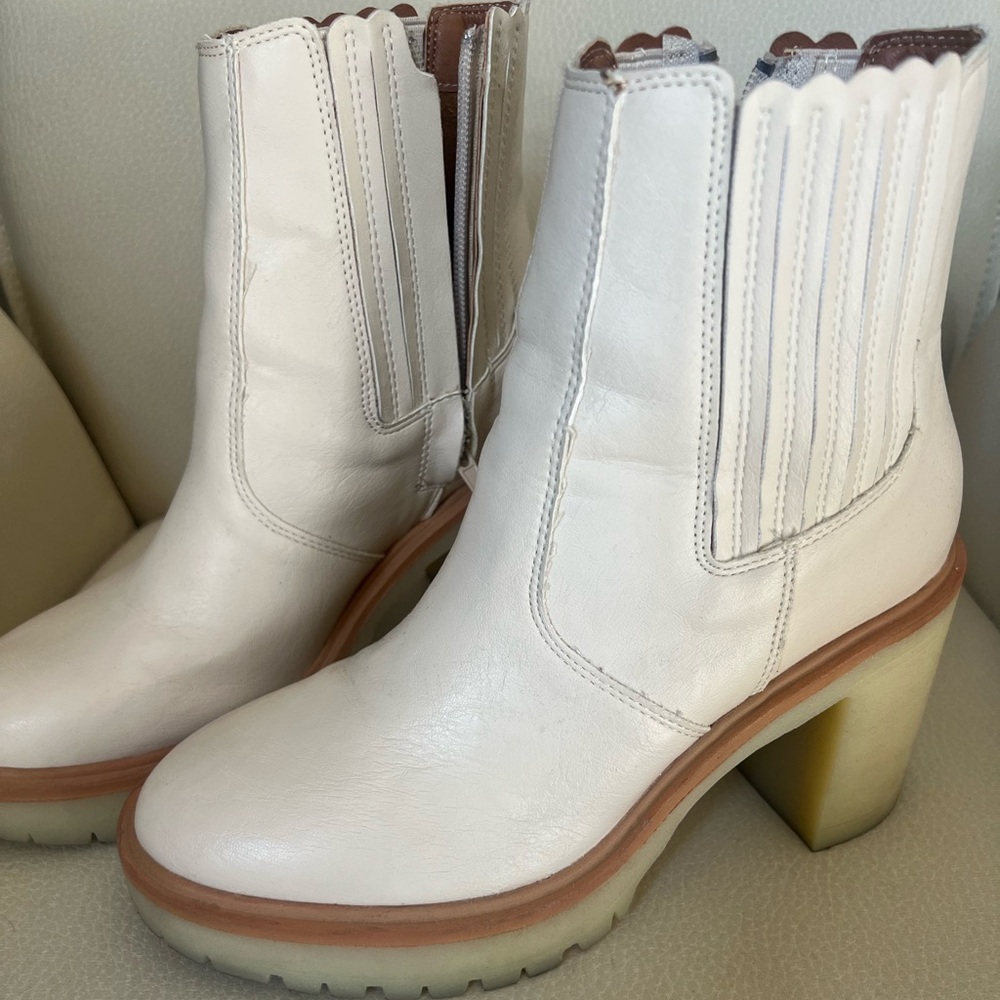 Oasis Society Boots